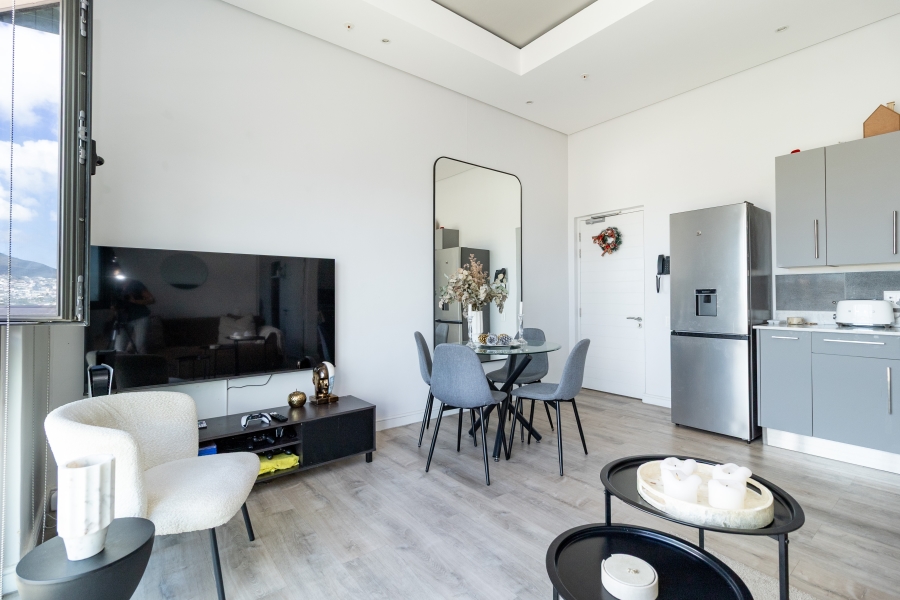 1 Bedroom Property for Sale in Foreshore Western Cape